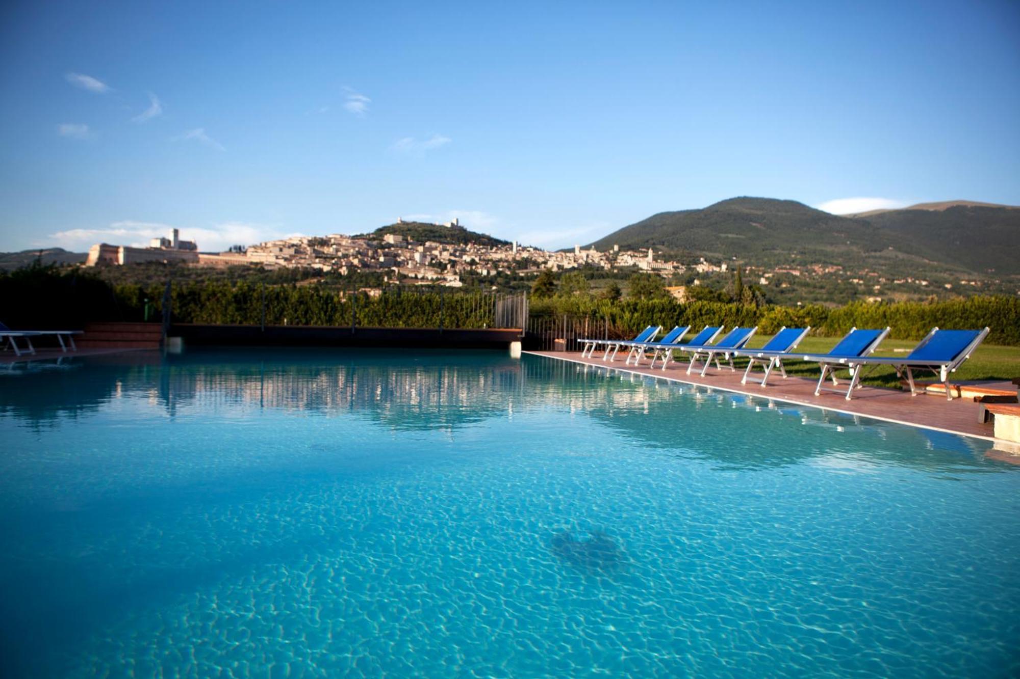 Hotel Bellavista Assisi Exterior photo